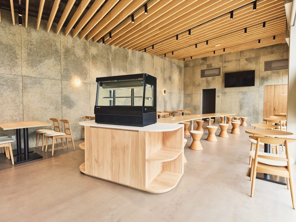 WOOOW Cafe 水戸4