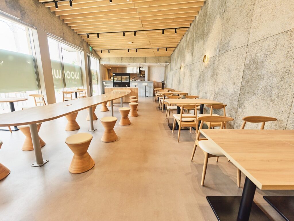 WOOOW Cafe 水戸5