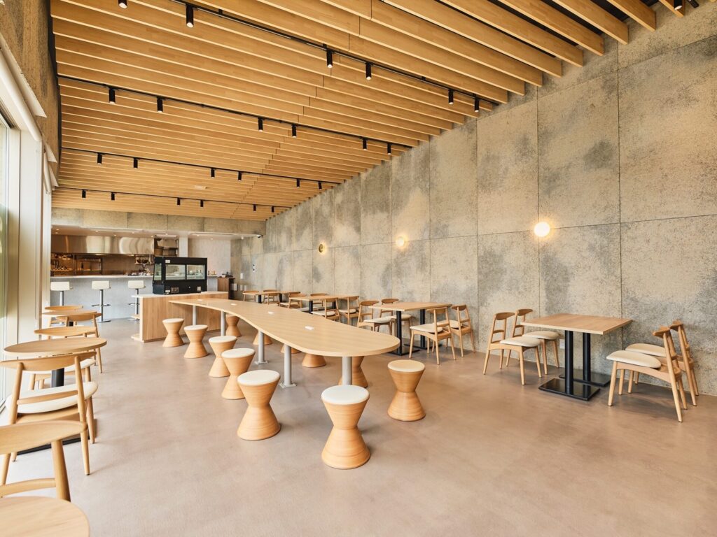 WOOOW Cafe 水戸8